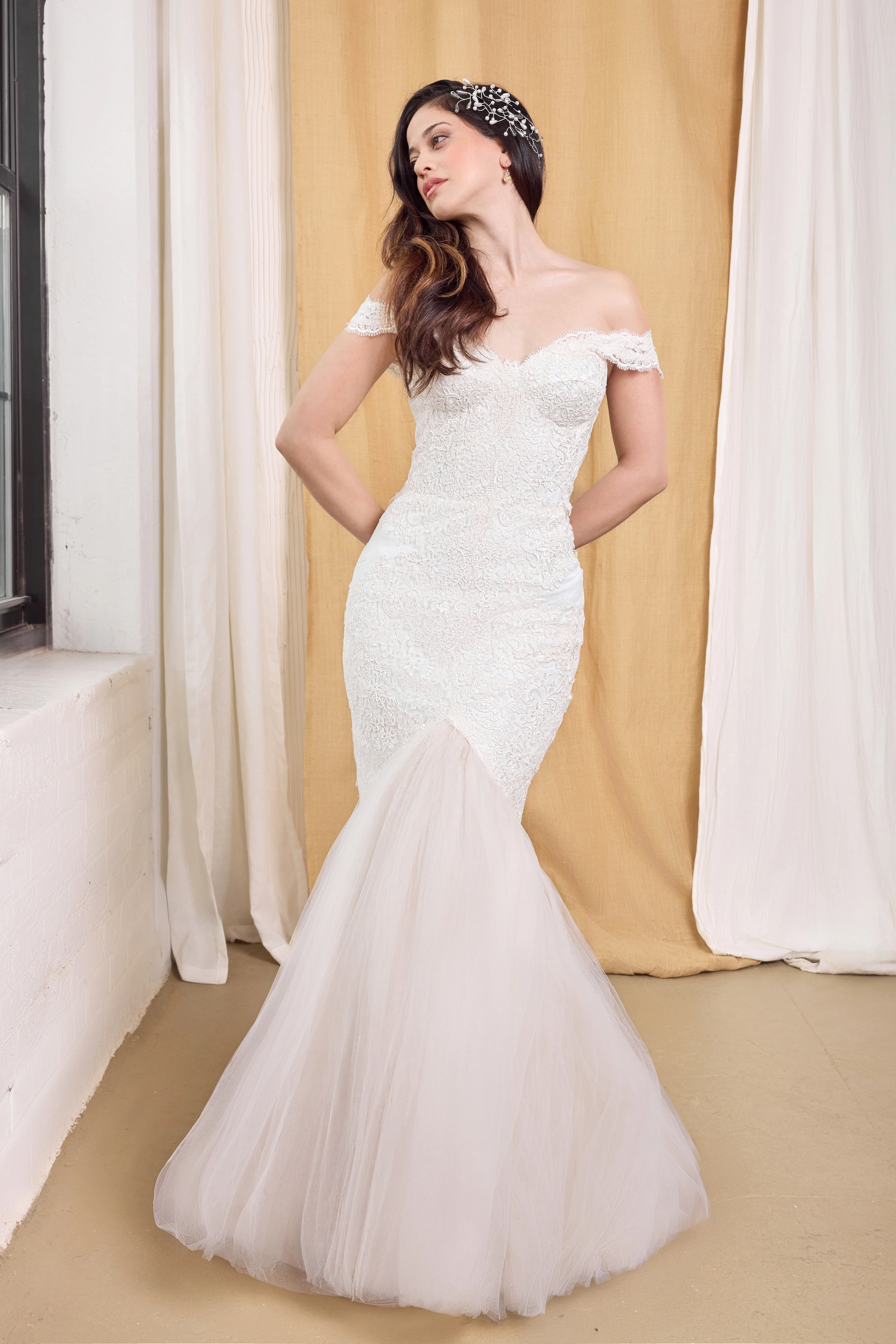 Étoile Wedding Dress